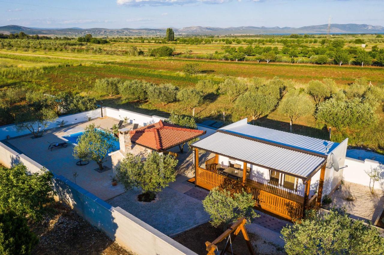 Mobile House F&L Vila Biograd Na Moru Exterior foto