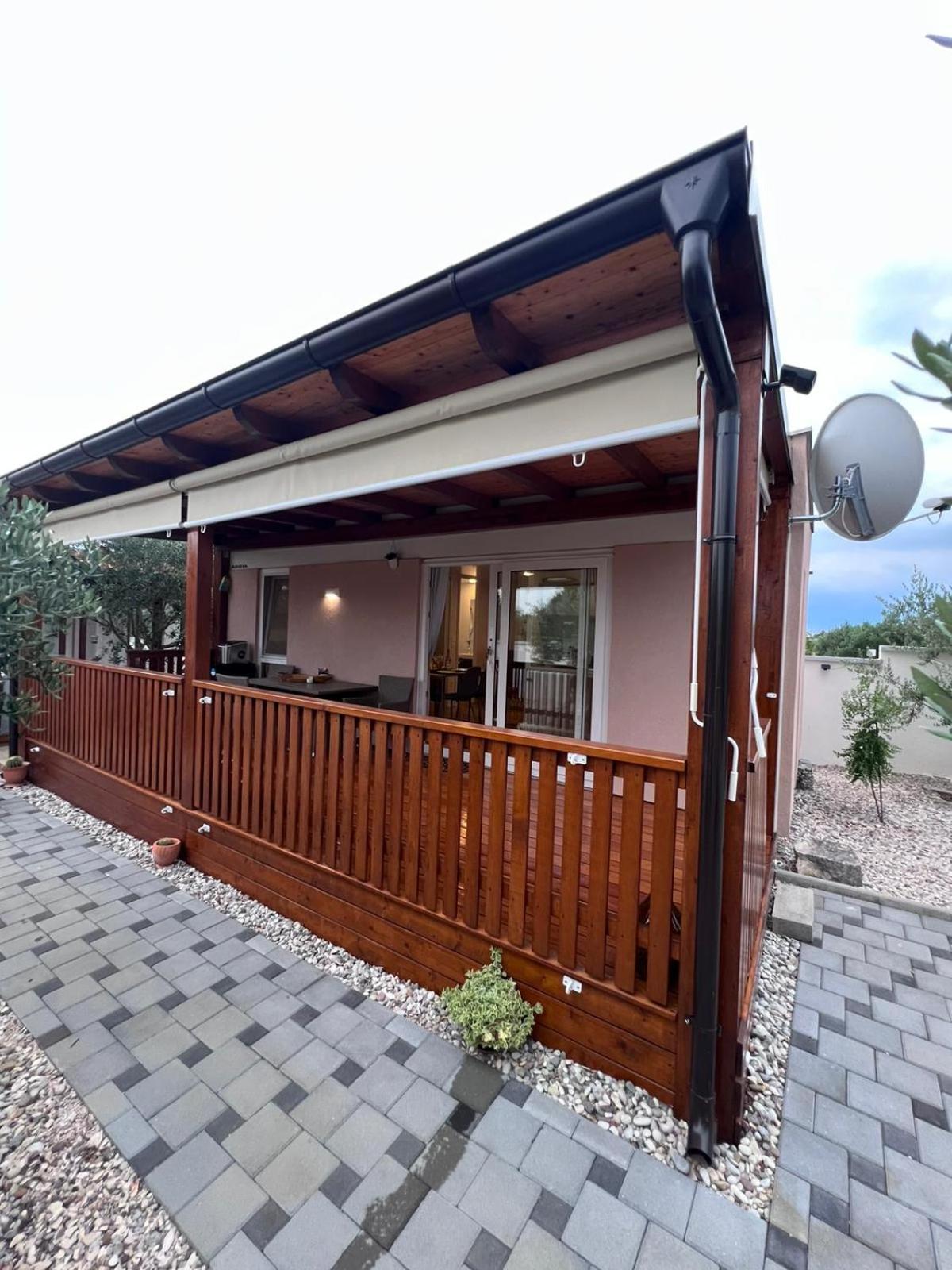 Mobile House F&L Vila Biograd Na Moru Exterior foto