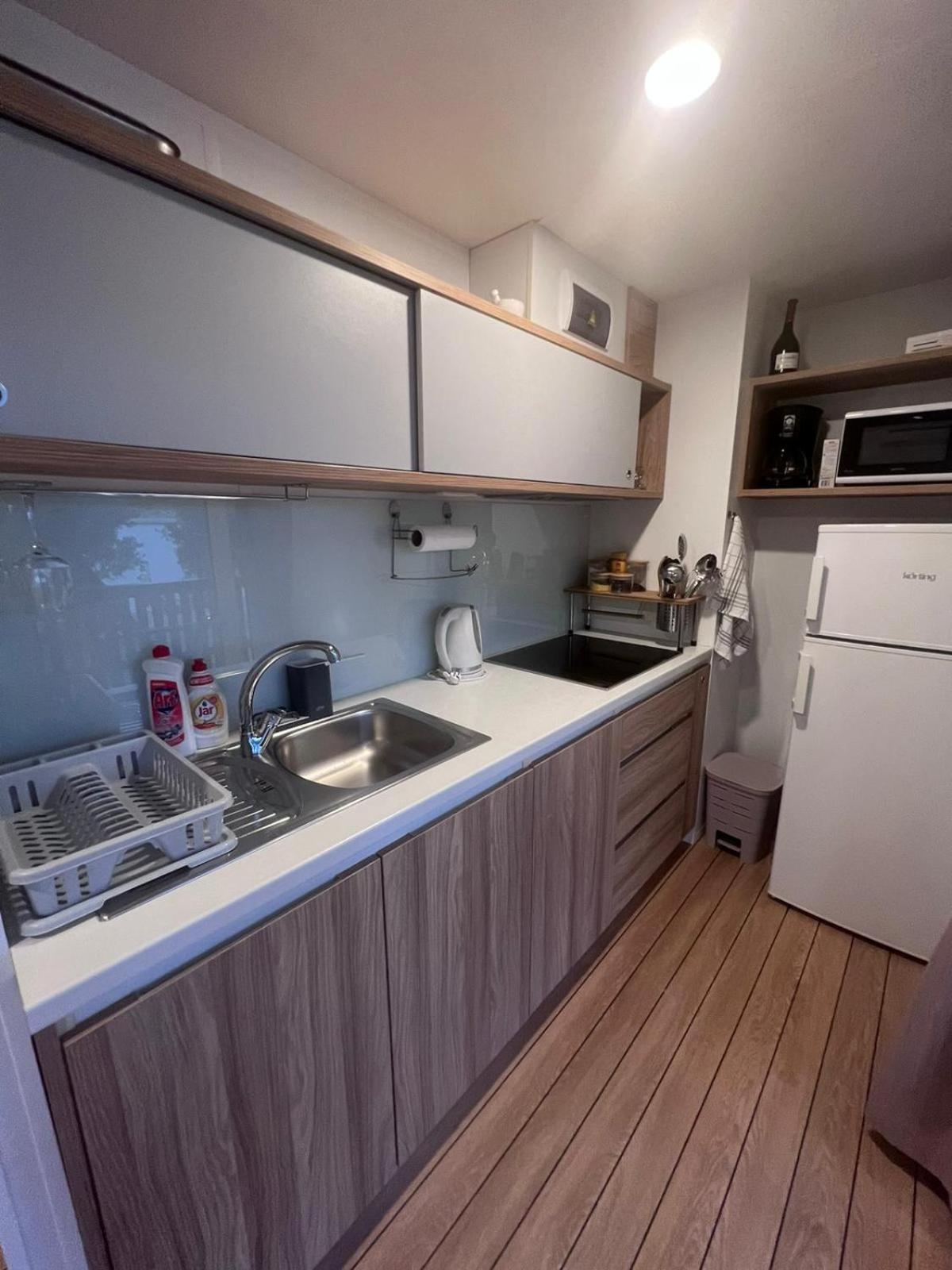 Mobile House F&L Vila Biograd Na Moru Exterior foto